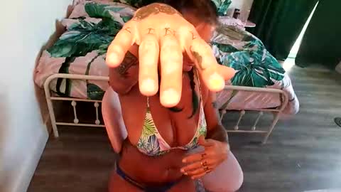 lina luna online show from 06-03-26, 10:15