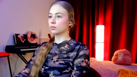 Ally    STREAMING ON TWITCH NOW Check my Twitter for updates online show from 03-30-26, 12:00