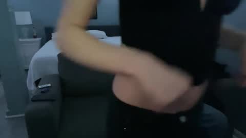 Snapshot of theauroravee chatting on 04-01-26, 05:52 theauroravee online show from 04-01-26, 05:52