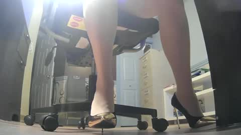 Snapshot of thecowboy_74 chatting on 07-01-26, 01:40 thecowboy_74 online show from 07-01-26, 01:40