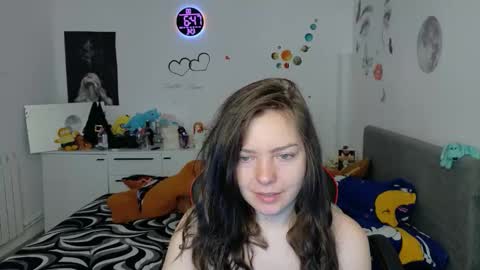 Snapshot of thefarmergirl chatting on 03-23-26, 04:49 TheFarmergirl online show from 03-23-26, 04:49