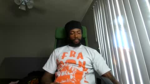 IXMCOUPLE444 online show from 04-05-26, 12:52