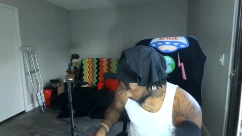 IXMCOUPLE444 online show from 04-25-26, 01:52