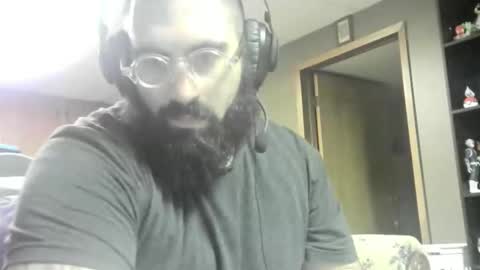 Iron online show from 11-26-25, 03:07