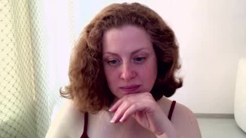 Ella online show from 03-12-26, 06:41