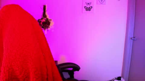 themelrose online show from 04-18-26, 07:58