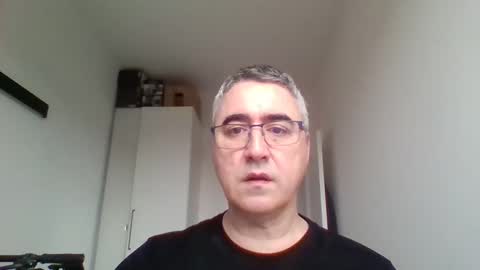 Snapshot of themohican chatting on 03-08-26, 08:18 Themohican online show from 03-08-26, 08:18