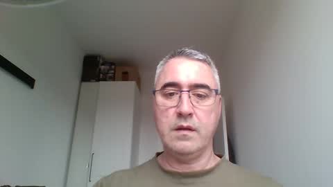 Snapshot of themohican chatting on 04-02-26, 04:15 Themohican online show from 04-02-26, 04:15