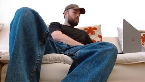 TheMonarchGoat online show from 04-22-26, 04:15