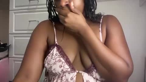 TheNaturalGoddess online show from 07-06-26, 05:26