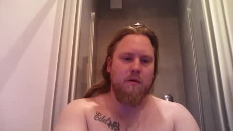 Snapshot of thenewdude1992 chatting on 04-06-26, 04:08 thenewdude1992 online show from 04-06-26, 04:08