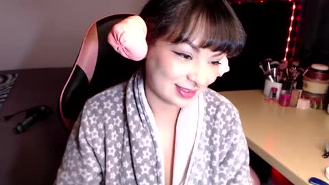 Sara online show from 05-19-26, 05:41