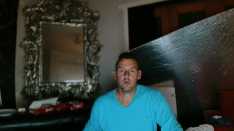 Snapshot of therealkurva4u chatting on 11-15-25, 05:20 therealkurva4u online show from 11-15-25, 05:20
