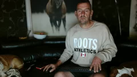 Snapshot of therealkurva4u chatting on 11-27-25, 05:59 therealkurva4u online show from 11-27-25, 05:59
