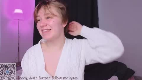 Lucia online show from 03-25-26, 07:25