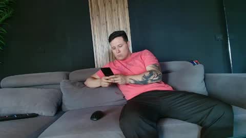 thestraightroom online show from 04-21-26, 07:39