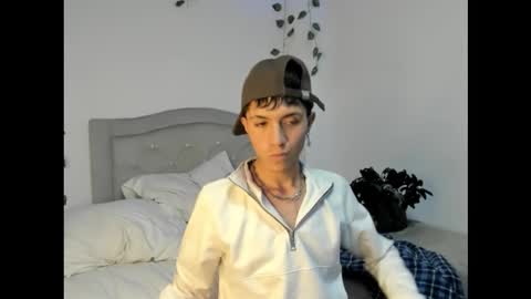 Snapshot of thiago_n_sam chatting on 02-03-26, 11:21 thiago_n_sam online show from 02-03-26, 11:21