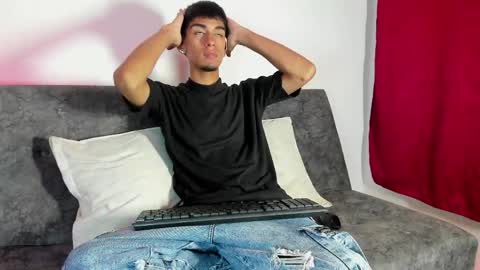 Thiago online show from 04-07-26, 02:45