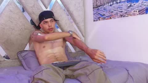 Thiago online show from 05-12-26, 07:55