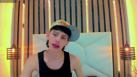 Snapshot of thiago_twink38 chatting on 04-29-26, 09:35 thiago_twink38 online show from 04-29-26, 09:35