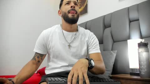 Thia Gomez online show from 03-16-26, 07:18