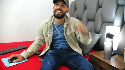 Thia Gomez online show from 03-20-26, 07:08