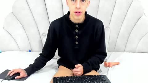 Thiago   online show from 05-26-26, 12:28