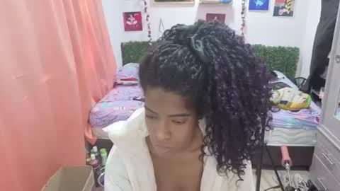 Snapshot of thiana_horny chatting on 07-10-26, 03:03 thiana_horny online show from 07-10-26, 03:03