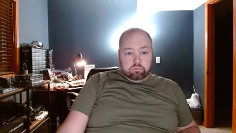 thickmngeek online show from 12-29-24, 03:44
