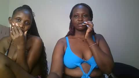 Snapshot of thicky_rue chatting on 03-01-26, 04:53 Rue online show from 03-01-26, 04:53