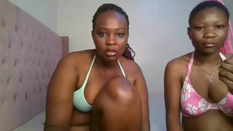Snapshot of thicky_rue chatting on 03-16-26, 11:09 Rue online show from 03-16-26, 11:09