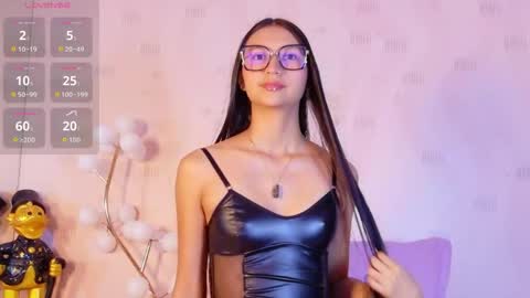 Snapshot of thin_eva chatting on 04-16-26, 01:56 Eva online show from 04-16-26, 01:56