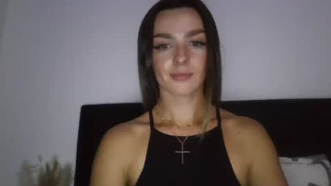 Snapshot of thisgirl_x chatting on 07-21-26, 12:13 thisgirl_x online show from 07-21-26, 12:13