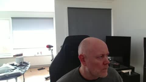 thomas315627 online show from 04-10-26, 02:00