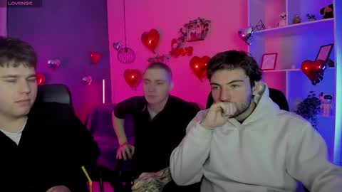 thomas_crow online show from 02-14-26, 10:34