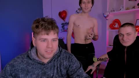 thomas_crow online show from 02-25-26, 10:03