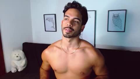 Snapshot of thomas_spellman chatting on 03-11-26, 04:18 thomas_spellman online show from 03-11-26, 04:18