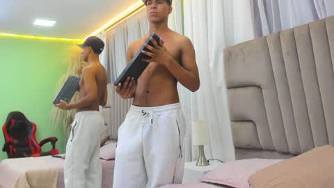 Thomas Valkov online show from 05-15-26, 11:39