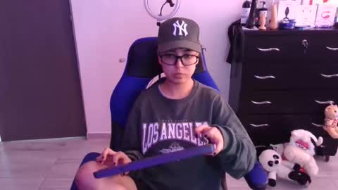 VALERIA online show from 11-16-25, 06:57