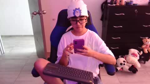 VALERIA online show from 11-20-25, 06:07