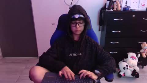 VALERIA online show from 01-12-26, 06:57