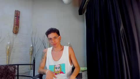 ThomasJones   online show from 02-18-25, 04:16