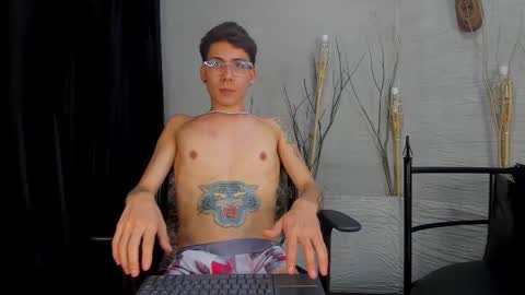 ThomasJones   online show from 02-23-25, 02:57