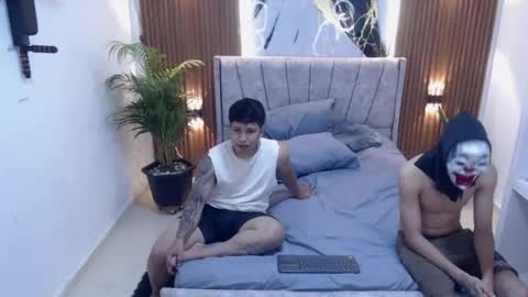 thomson_hot01 online show from 05-02-26, 05:34