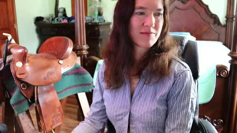 ThornburyRose online show from 04-06-26, 05:47