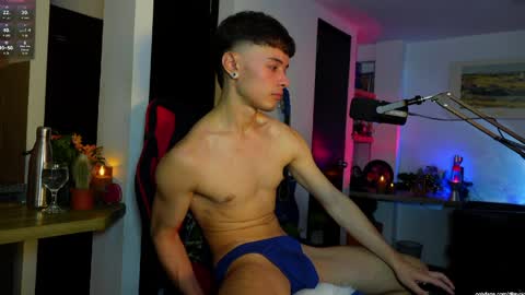   L e a n d e r   25OFF ON MY OF online show from 04-04-26, 02:21