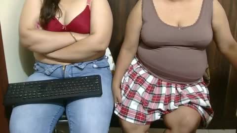 kabir 32 guy khushi 31 wife kavya 23 sexy frnd online show from 07-11-26, 07:55