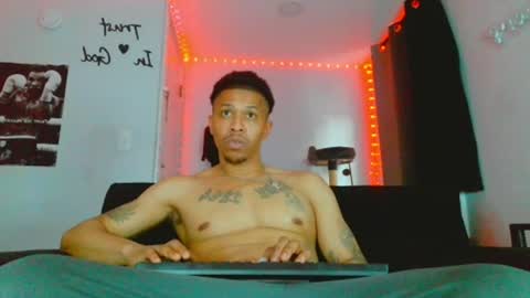 ThroatTaker4l  online show from 07-09-26, 10:47