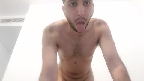 Snapshot of thuhunter chatting on 05-12-26, 02:36 SlaveBoy26 online show from 05-12-26, 02:36