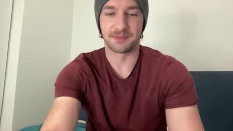 Snapshot of thyle chatting on 12-17-25, 06:41 Thyle online show from 12-17-25, 06:41